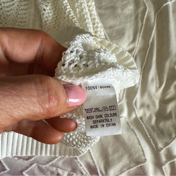 Boho batwing crochet top size small - Picture 6 of 8